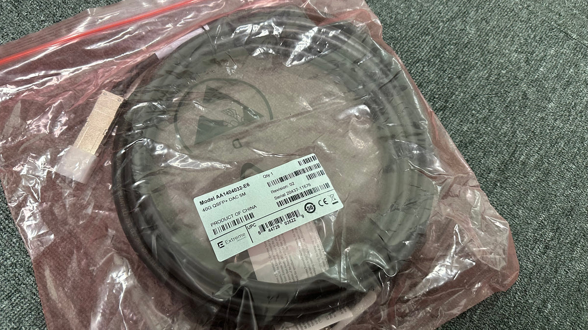 EXTREME NETWORKS 40G QSFP+ DAC 5M, AA1404032-E6, BNIB