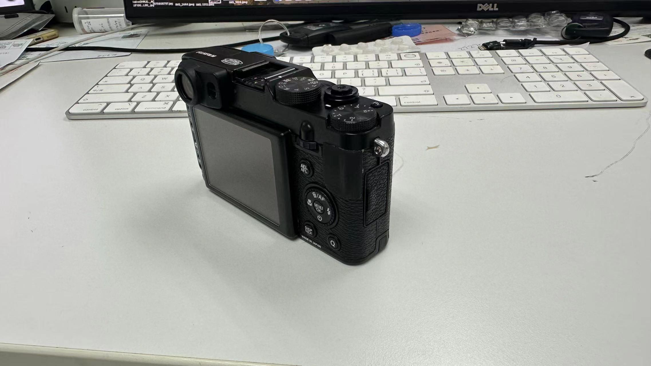 （特價）(USED) Fujifilm X20 復古旁軸 單電數碼相機 文藝 旅行 Camera 90%NEW - C2 Computer