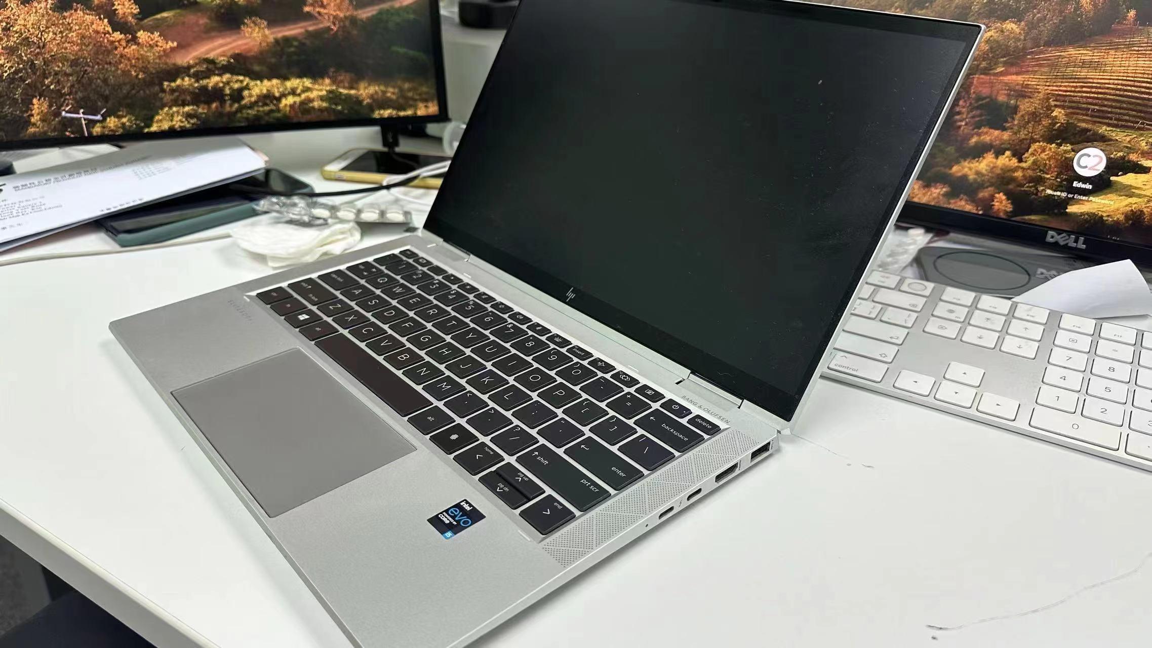 ( 特價 )(USED) HP EliteBook x360 1030 G8 i5-1135G7 8G LPDDR4x 256G SSD 13.3" touch Notebook - C2 Computer