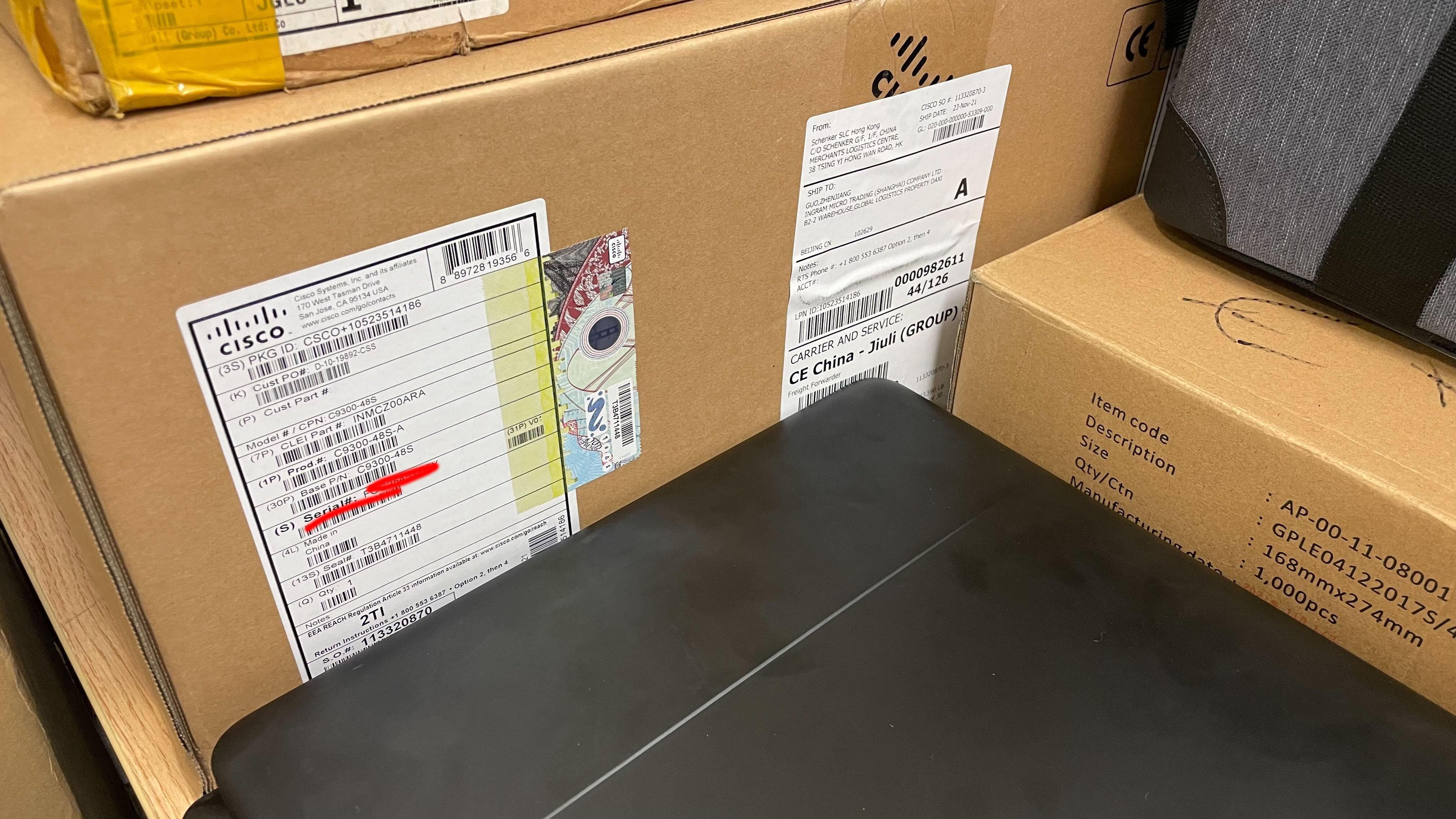 (特價一隻) 全新 CISCO Catalyst 9300 48 GE SFP Ports Switch C9300-48S-A - C2 Computer