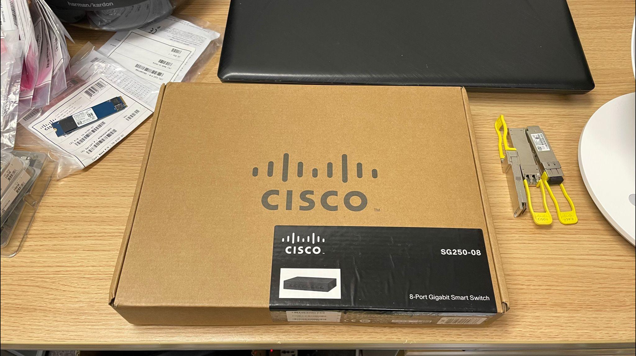 (特價全新) CISCO SG250-08 SMART SWITCH 8 x GBE PORTS 8 x 1Gbe RJ45 Ports UK Plug (SG250-08-K9-NA) 100% NEW - C2 Computer