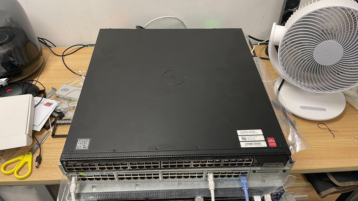 (特價幾隻) DELL PowerConnect N4064 with 2 x QSFP 40G 48 x 10G Network Swtich - C2 Computer