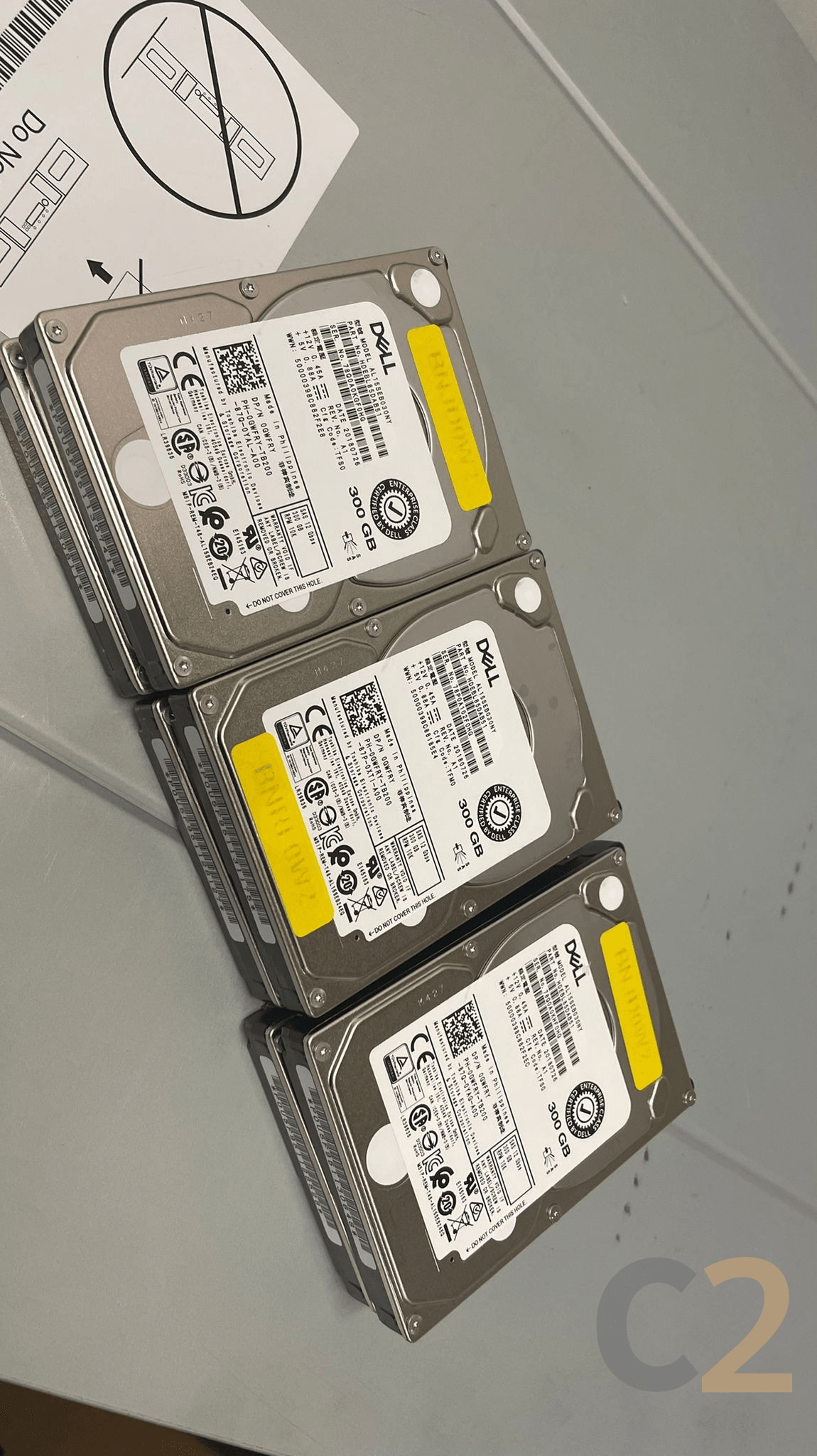 (現貨特價)(USED)Dell GWFRY / Toshiba AL15SEB030NY 300GB 12Gbps 10.5K 2.5inch SFF Enterprise SAS Hard Drive - C2 Computer