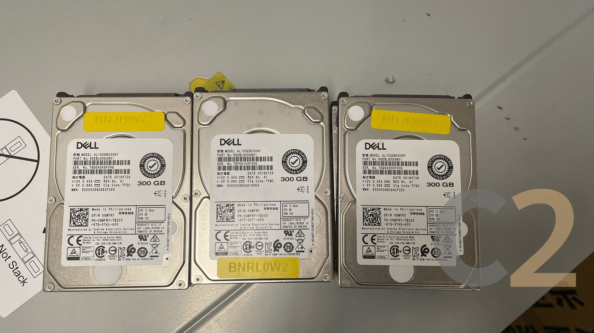 (現貨特價)(USED)Dell GWFRY / Toshiba AL15SEB030NY 300GB 12Gbps 10.5K 2.5inch SFF Enterprise SAS Hard Drive - C2 Computer