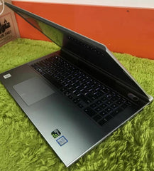 (USED) DELL Vostro 15 7000 (7570) i7-7700U 4G NA 500G GTX 1050Ti 4G 15.6inch 1920x1080 Gaming Laptop 90% - C2 Computer