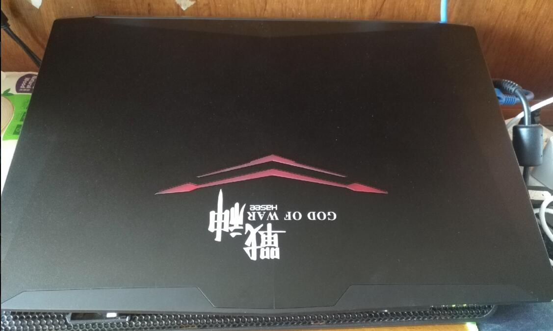 (USED) HASEE GOD OF WAR(神舟-戰神) K690E i3-8100H 4G NA 500G GTX 1060 6G 15.6inch 1920×1080 Gaming Laptop 90% - C2 Computer