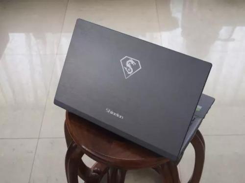 (USED) HASEE Shinelon 神舟炫龍 毀滅者 P6 i7-6700HQ 4G NA 500G GTX 1060 6G 15.6inch 1920×1080 Gaming Laptop 90% - C2 Computer