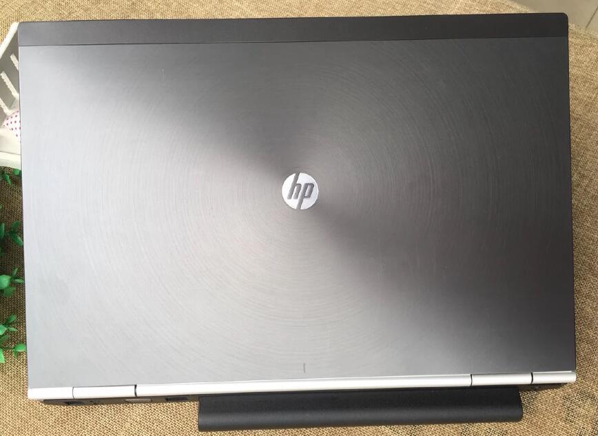 (USED) HP EliteBook 8470w i7-3520M 4G NA 500G QUADRO M2000M 1G 14inch 1600x900 Mobile Workstation 90% - C2 Computer