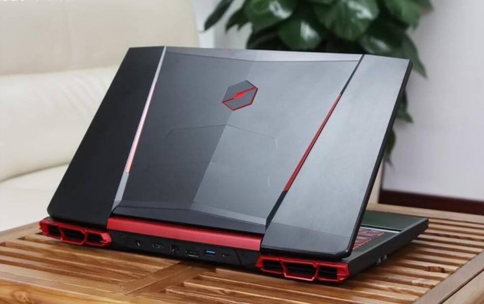 (USED) MACHENIKE 機械革命 X7Ti i7-6700HQ 4G NA 500G GTX 1060 3G 15.6inch 1920×1080 Gaming Laptop 90% - C2 Computer