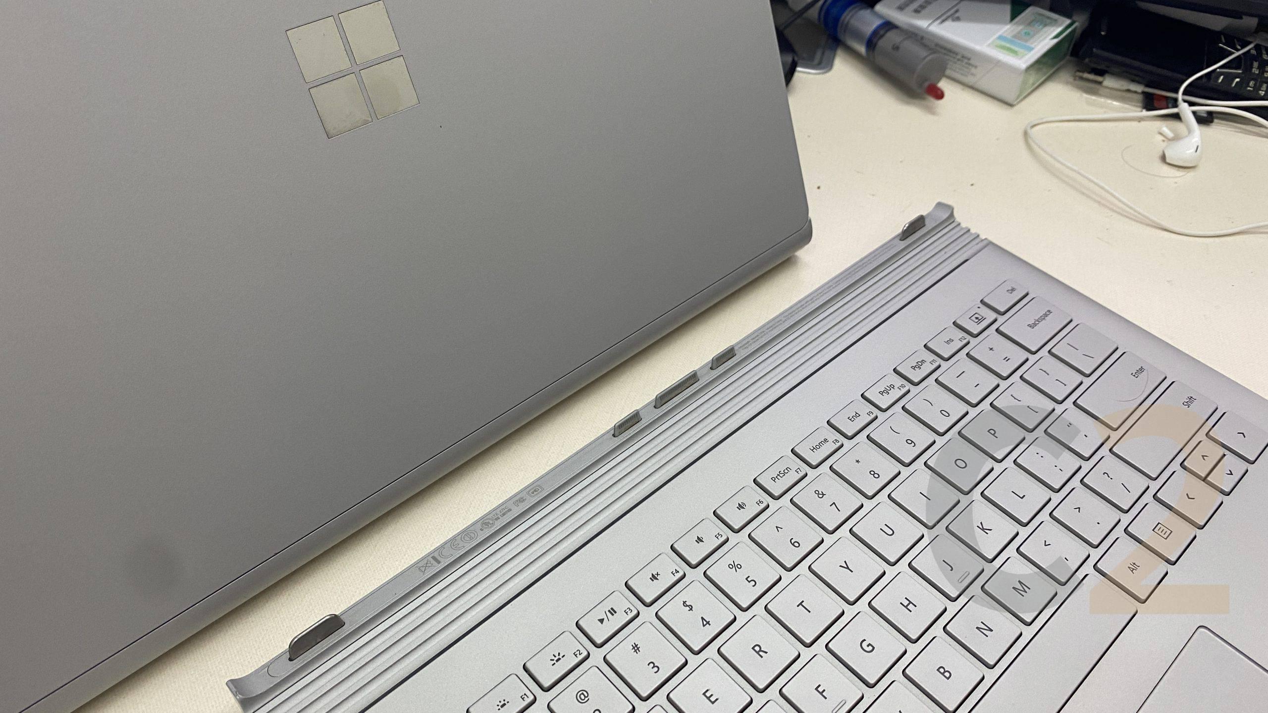 (USED) Microsoft SURFACE BOOK I5-6300U 4G 128G-SSD NA GPU 1G 13.6inch 3200x1800 Touch Screen Tablet 2in1 95% - C2 Computer