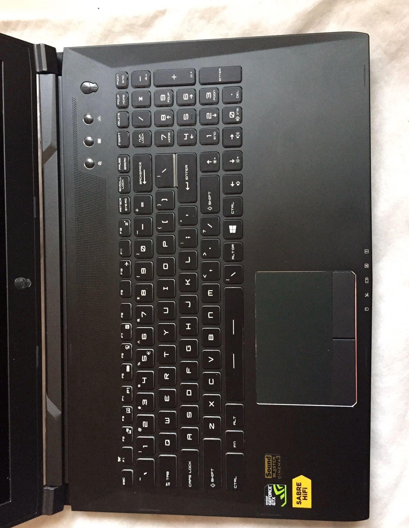 (USED) TERRANS FORCE S6 I5-8400HQ 4G NA 500G GTX 1060 6G 15.5inch 1920x1080 Gaming Laptop 95% - C2 Computer