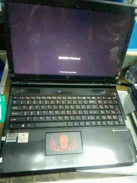 (USED) Terrans Force X611 i7-4700MQ 4G NA 500G GTX 780M 4G 15.6inch 1920x1080 Gaming Laptop 90% - C2 Computer