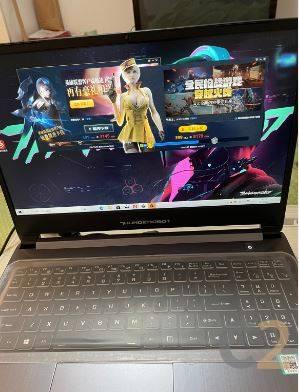 (USED) THUNDEROBOT 雷神 911 MP i7-11800H 4G 128-SSD NA RTX 3060 6GB 17.3inch 1920x1080 144Hz 電競本 95% - C2 Computer